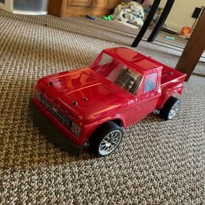 Meet your Posher, Robert